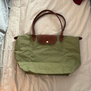 Longchamp Le Pliage Classic Medium Tote